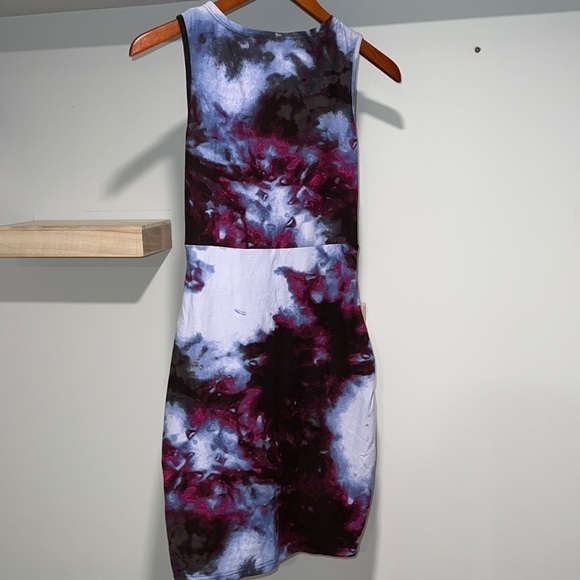 Forever 21‎ tie dye bodycon dress - Picture 2 of 5